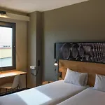 Ibis Отель