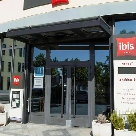 Ibis Hotell