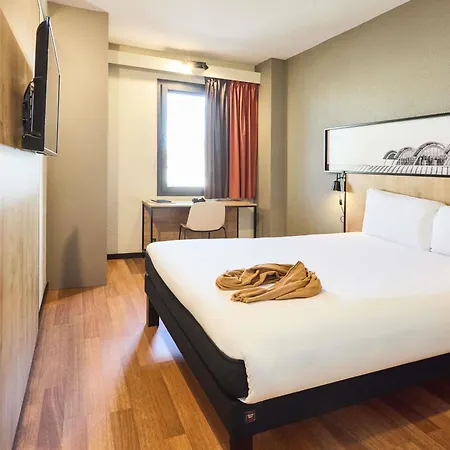 Ibis Hotel