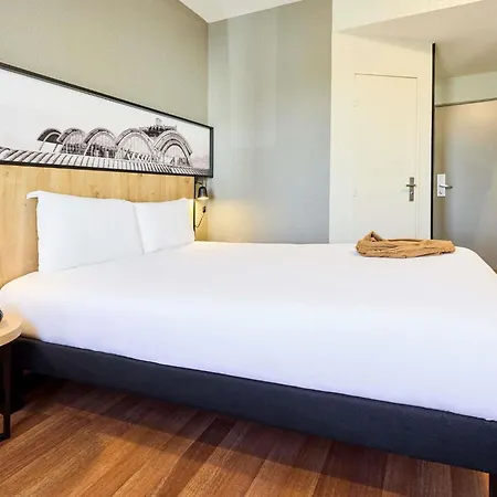 Ibis 2*